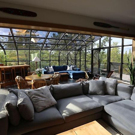 好丘。Hacho House Bed & Breakfast Yellowknife Exterior photo